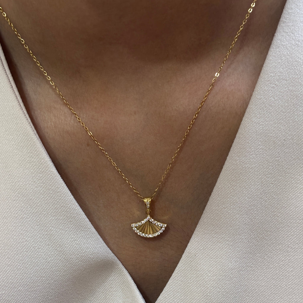 Fan Necklace