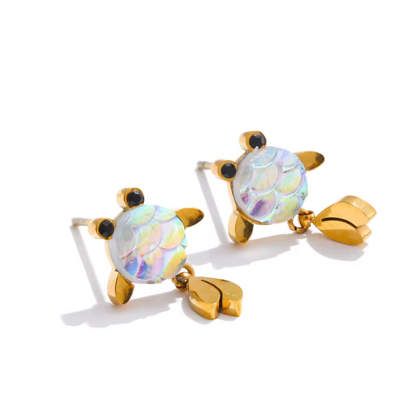 Fish studs
