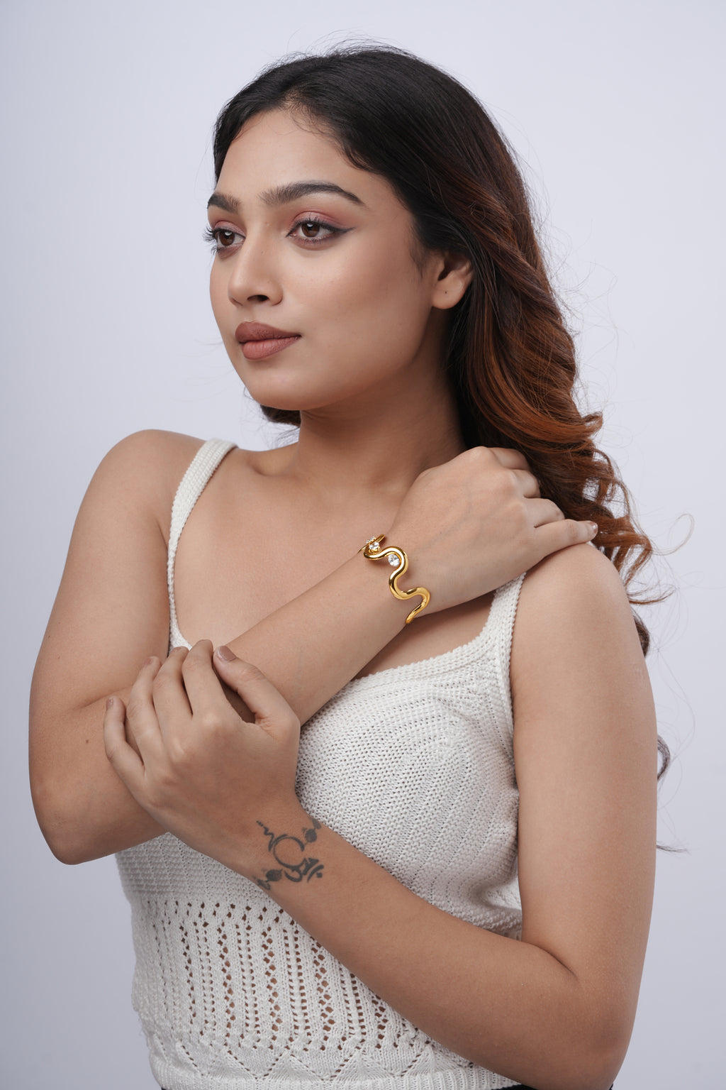 Curve Stone Bracelet